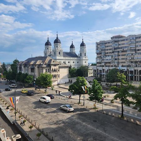 Stefan Cel Mare Boulevard Pedestrian Street Palas Яссы Экстерьер фото